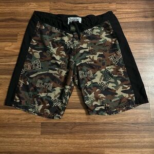 MMA Elite Camo Shorts, Size: X-Large